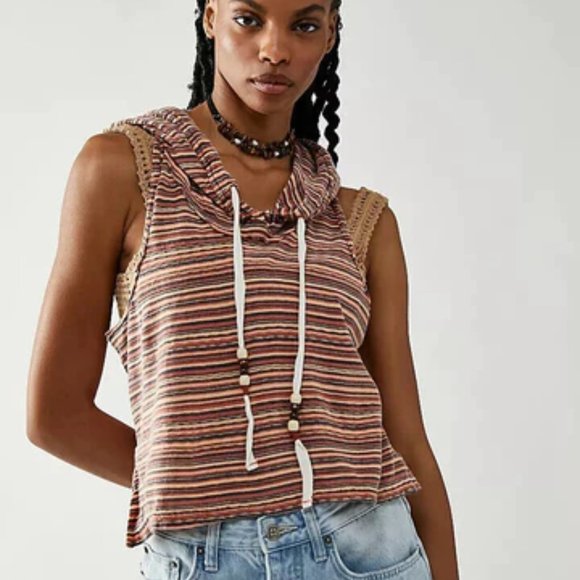 We The Free pre-owned On Fire Hoodie - Picture 1 of 6